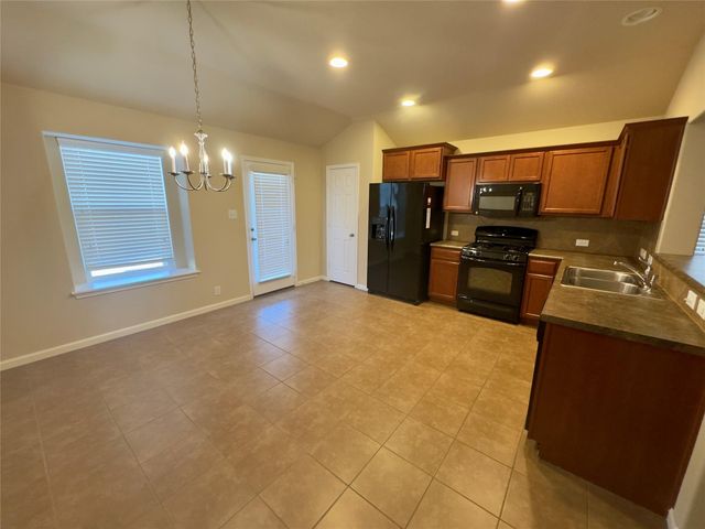 315 Wild Cat DR, Bastrop, TX 78602