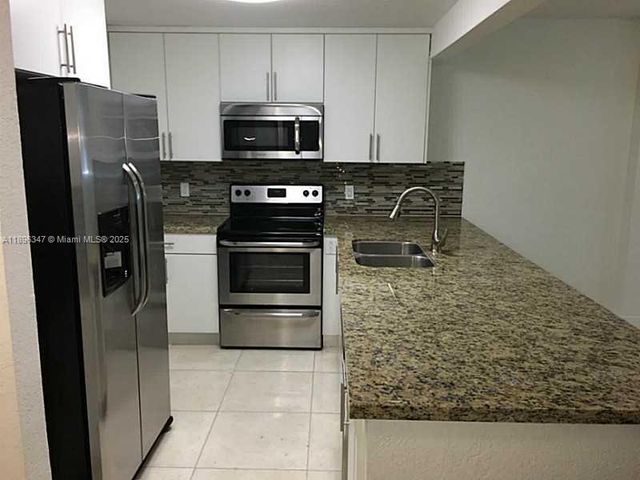 9001 SW 77 AV C308, Miami, FL 33156