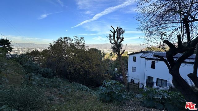 3533 N Multiview Drive, Los Angeles, CA 90068