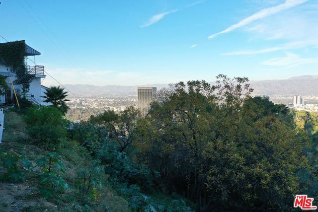 3533 N Multiview Drive, Los Angeles, CA 90068