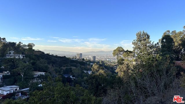 3533 N Multiview Drive, Los Angeles, CA 90068