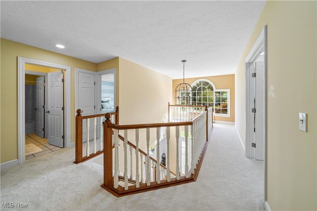 425 Sussex Court, Aurora, OH 44202