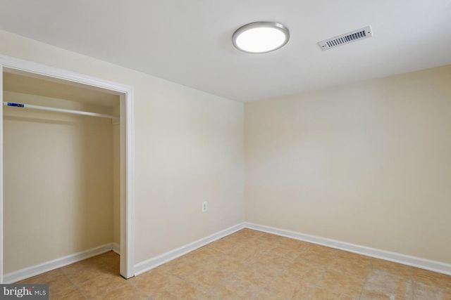 1126 INGLESIDE, Baltimore, MD 21207