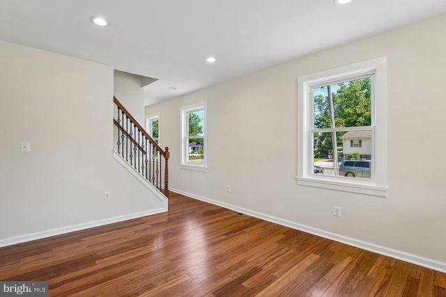 1126 INGLESIDE, Baltimore, MD 21207