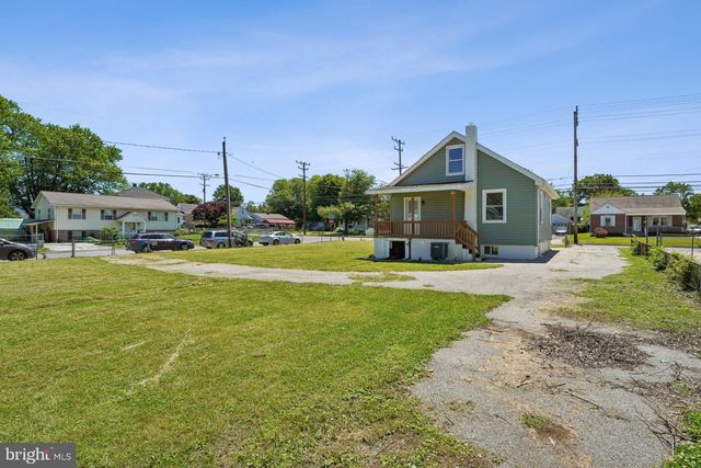 1126 INGLESIDE, Baltimore, MD 21207