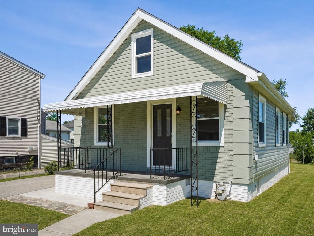 Image 2 of property listing at 1126 INGLESIDE, Baltimore, MD 21207