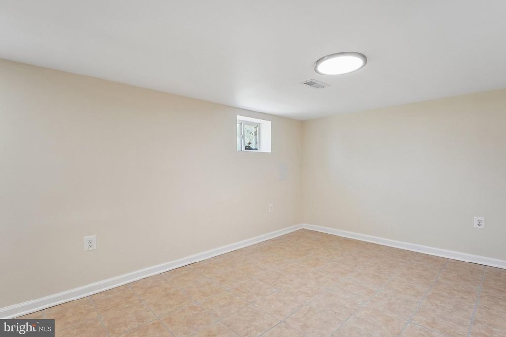 Image 22 of property listing at 1126 INGLESIDE, Baltimore, MD 21207