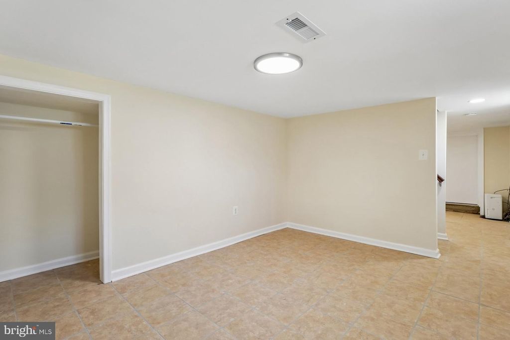 Image 23 of property listing at 1126 INGLESIDE, Baltimore, MD 21207