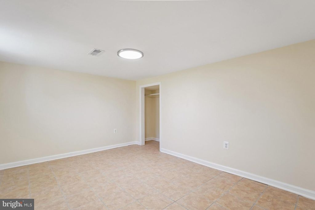 Image 24 of property listing at 1126 INGLESIDE, Baltimore, MD 21207