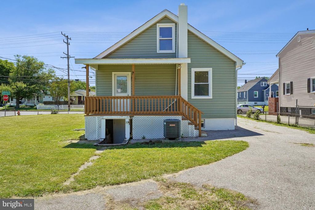 Image 28 of property listing at 1126 INGLESIDE, Baltimore, MD 21207