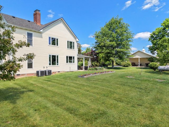 383 Moran Summit Road, Richmond, KY 40475