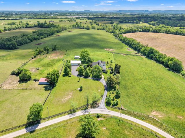 383 Moran Summit Road, Richmond, KY 40475