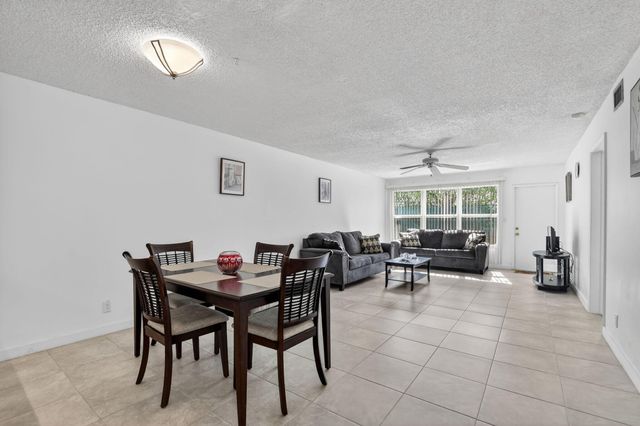 9110 Fairbanks Lane 5, Boca Raton, FL 33496