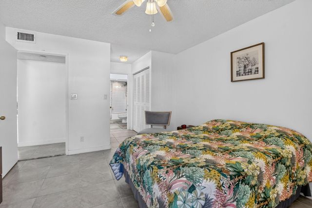 9110 Fairbanks Lane 5, Boca Raton, FL 33496