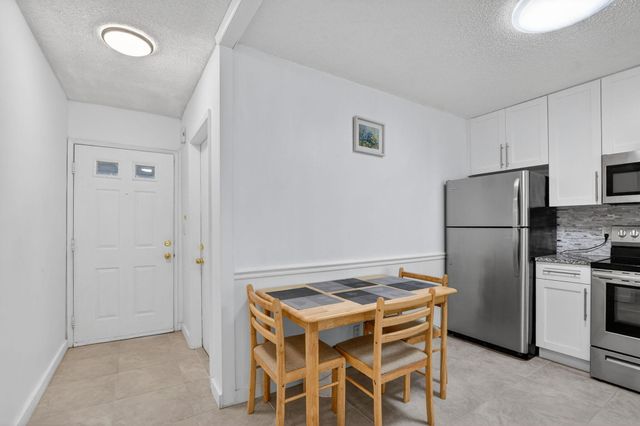 9110 Fairbanks Lane 5, Boca Raton, FL 33496