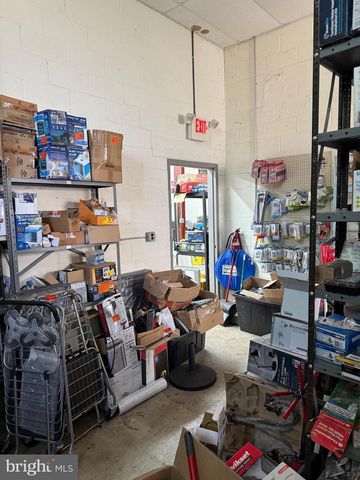 528 NICHOLSON RD, Gloucester City, NJ 08030