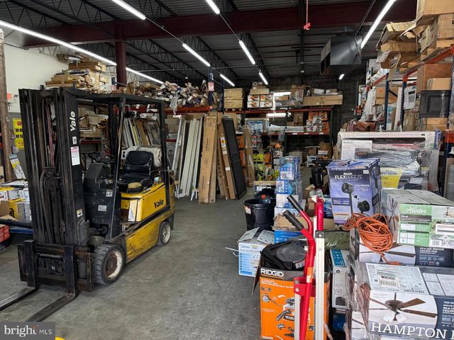 528 NICHOLSON RD, Gloucester City, NJ 08030