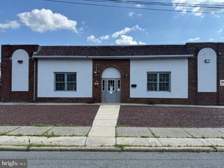 528 NICHOLSON RD, Gloucester City, NJ 08030