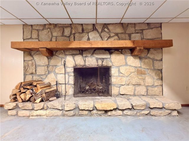 104 Ruby Lane, Sissonville, WV 25320