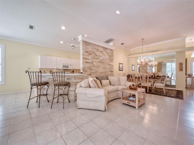 8310 WHISPERING WOODS COURT, Bradenton, FL 34202