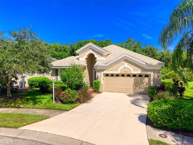 8310 WHISPERING WOODS COURT, Bradenton, FL 34202