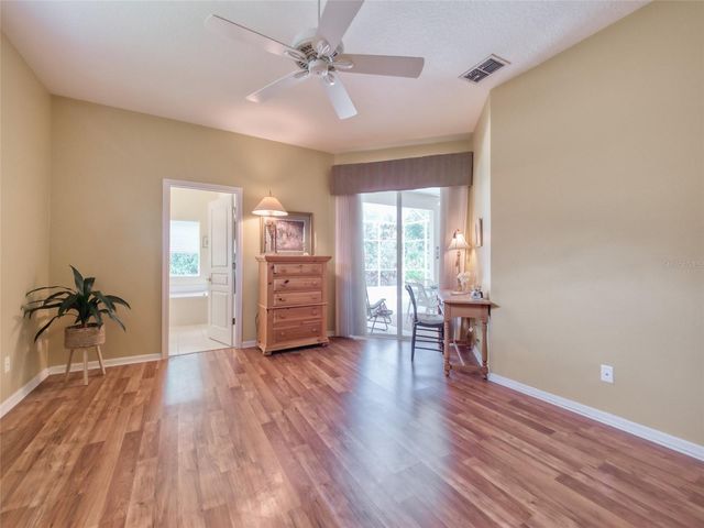 8310 WHISPERING WOODS COURT, Bradenton, FL 34202