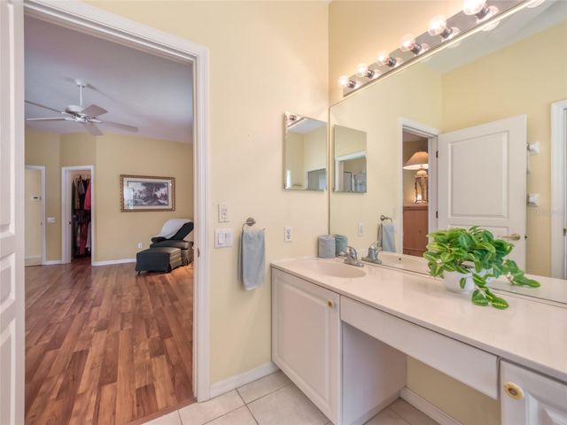 8310 WHISPERING WOODS COURT, Bradenton, FL 34202