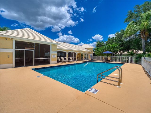 8310 WHISPERING WOODS COURT, Bradenton, FL 34202