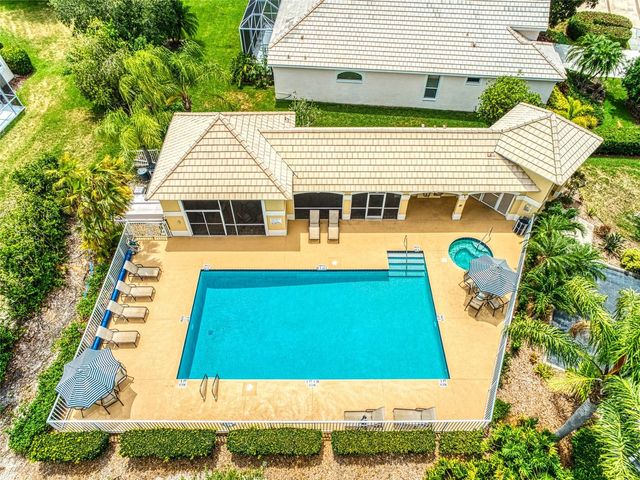 8310 WHISPERING WOODS COURT, Bradenton, FL 34202