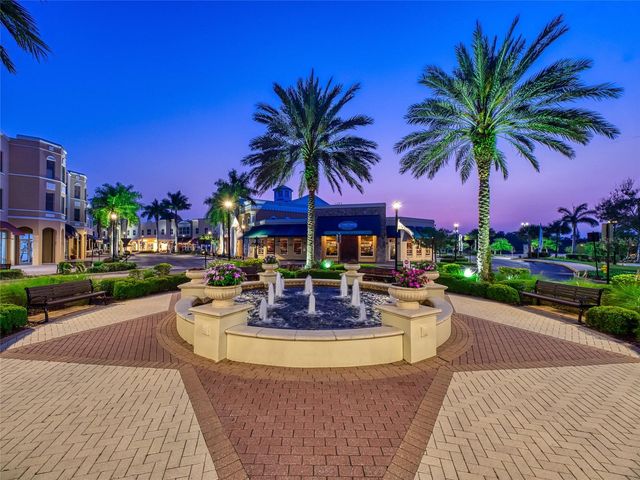 8310 WHISPERING WOODS COURT, Bradenton, FL 34202