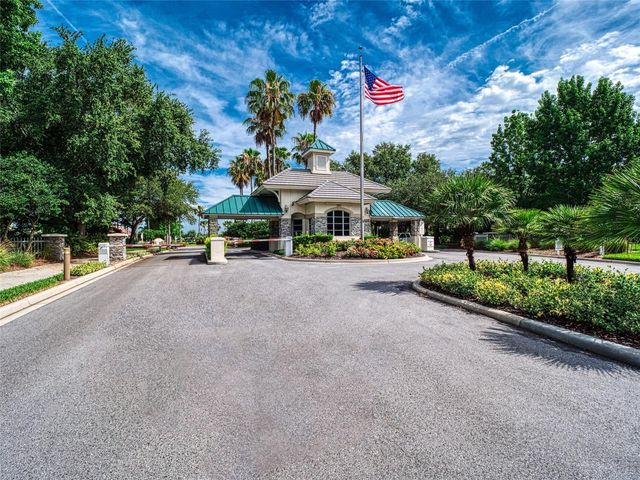 8310 WHISPERING WOODS COURT, Bradenton, FL 34202