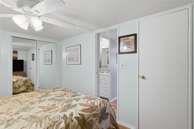 5619 BAYSHORE ROAD 111, Palmetto, FL 34221