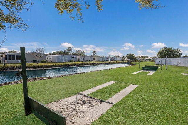 5619 BAYSHORE ROAD 111, Palmetto, FL 34221