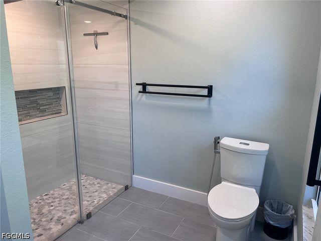 3705 Stoneridge CT, Fort Myers, FL 33908