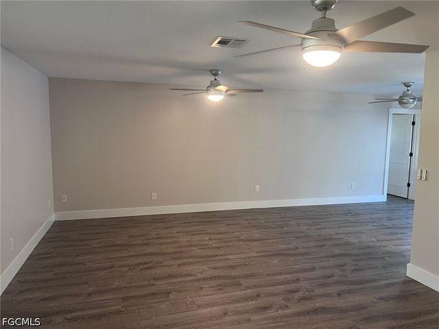 3705 Stoneridge CT, Fort Myers, FL 33908