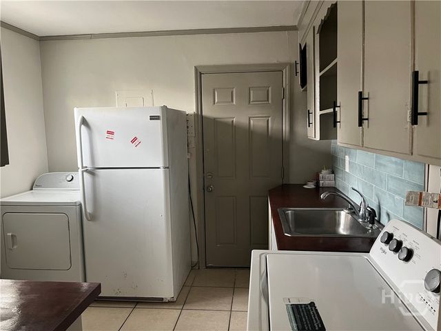 1204 Unit A W Victory Drive, Savannah, GA 31415