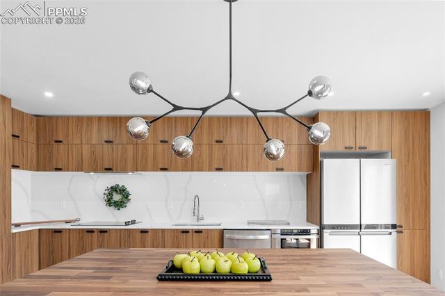 3875 Blazingwood Way, Colorado Springs, CO 80918