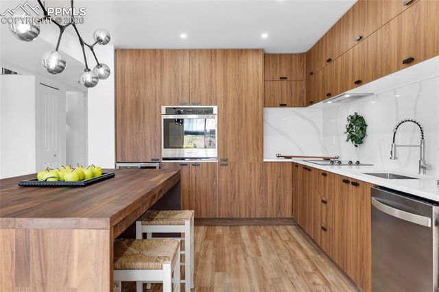 3875 Blazingwood Way, Colorado Springs, CO 80918