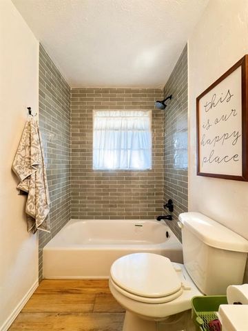 200 Leonard Lane, Oklahoma City, OK 73110