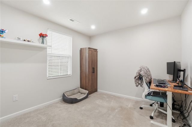 207 Chesapeake Circle, Springfield Twp, OH 45505