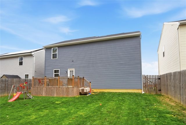 207 Chesapeake Circle, Springfield Twp, OH 45505