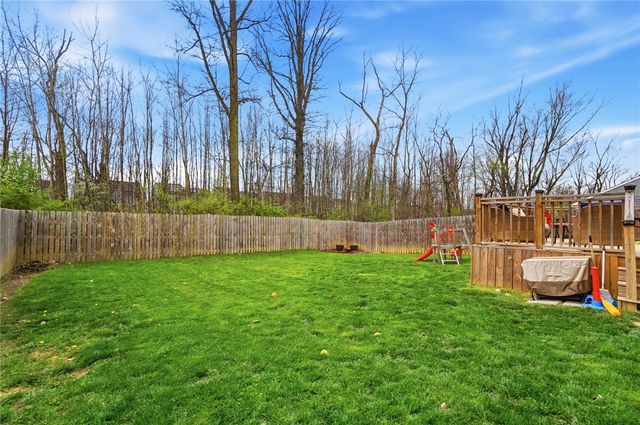 207 Chesapeake Circle, Springfield Twp, OH 45505