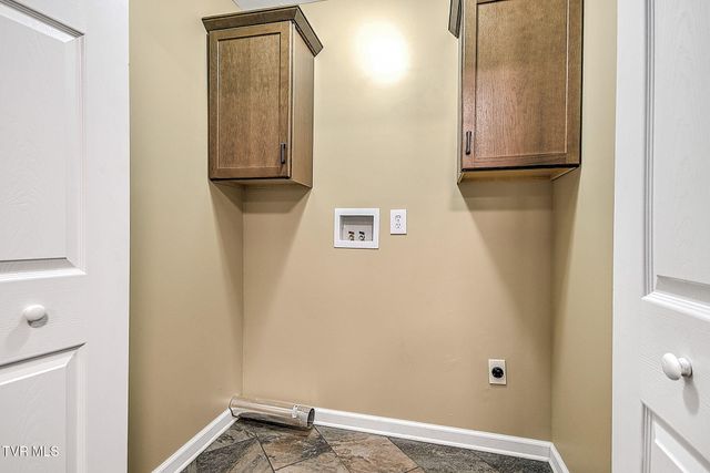 500 Peach Orchard Drive, Kingsport, TN 37665