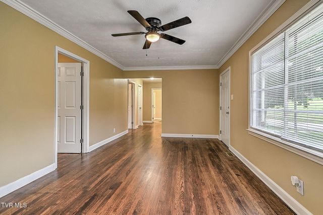 500 Peach Orchard Drive, Kingsport, TN 37665