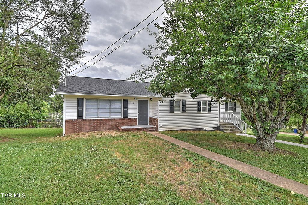 500 Peach Orchard Drive, Kingsport, TN 37665