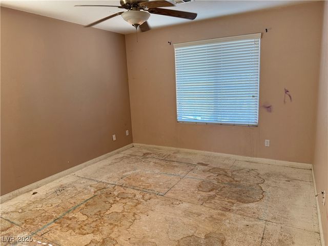 5221 Mountain Garland Lane, North Las Vegas, NV 89081