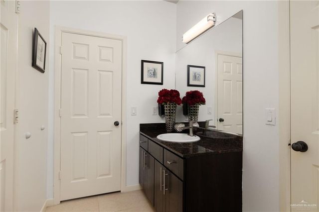 813 Travis Street 314, Mission, TX 78572