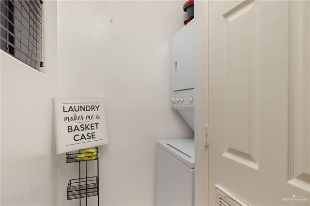 813 Travis Street 314, Mission, TX 78572