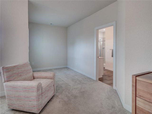 605 Big Bear LN, Chesapeake, VA 23323
