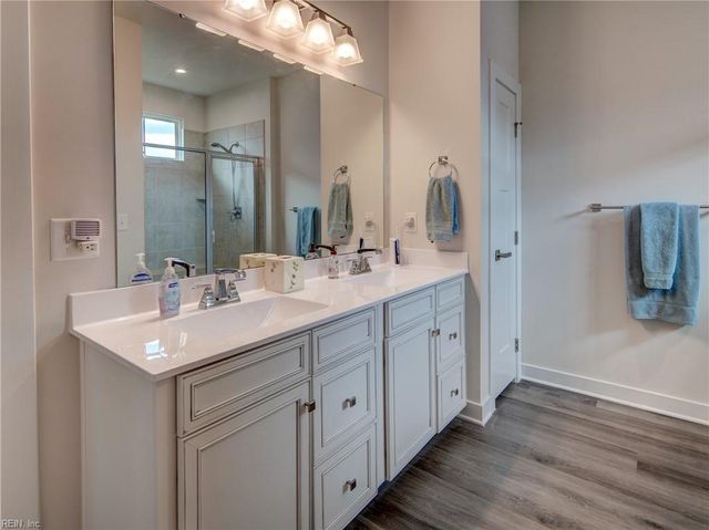 605 Big Bear LN, Chesapeake, VA 23323
